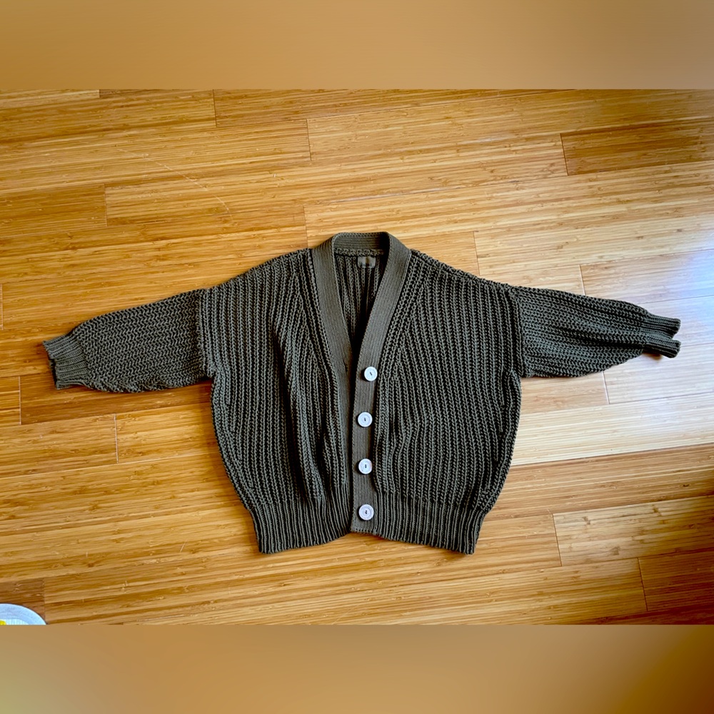 COPY - Babaà olive cardigan